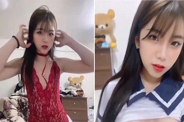 Em bé gợi cảm móc bướm